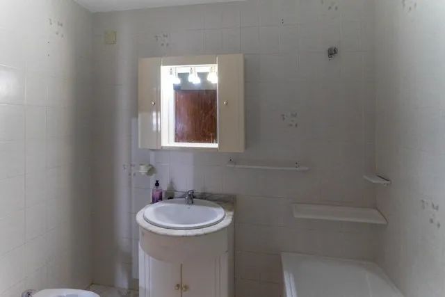 Exclusivo Chalet en Alhaurín el Grande con Piscina y Amplias Vistas — 16