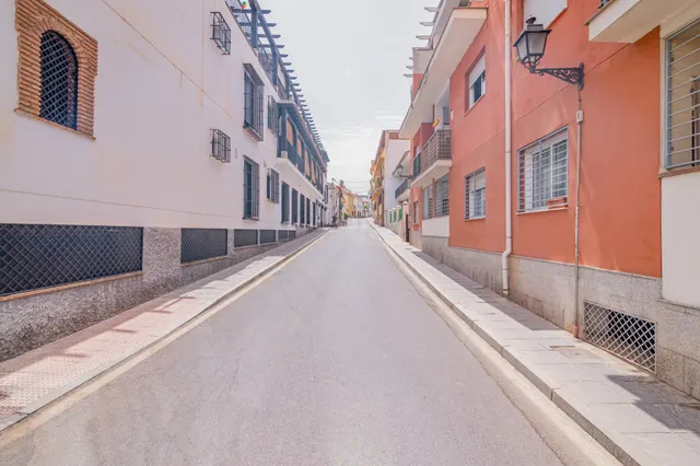 PISO CENTRICO EN LA ZUBIA — 11