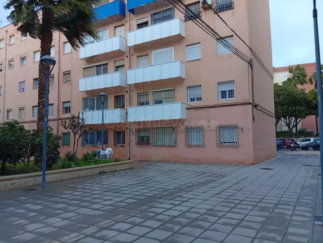 VENTA DE PISO EN ALMERÍA (ALMERÍA) - foto 3