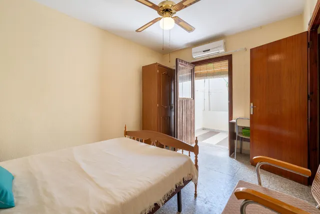 Se Vende Casa de Dos Plantas en Retamar Centro — 12
