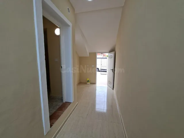 Bungalow reformado con jardín privado, terraza y piscina comunitaria en La Zenia, Orihuela Costa — 4