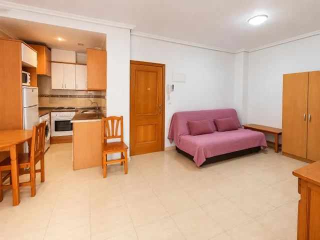 Estudio en venta en Torrevieja, a 700 m de la Playa del Cura - foto 5