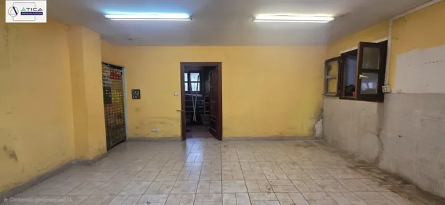 PROPIEDAD CON GRAN PARCELA URBANA, VARIAS construcciones Y FINCA RÚSTICA ANEXA — 32