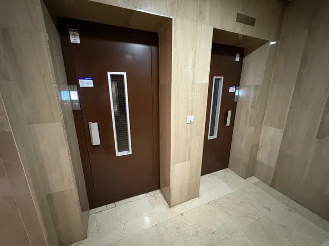 4 habitaciones y ascensor junto a la Avenida del Aeropuerto — 36