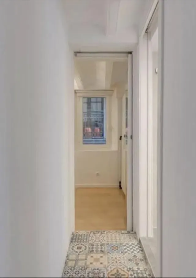 PISO EN VENTA EN EL GÒTIC — 24