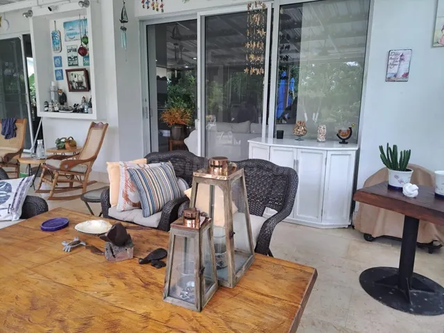 Casa 4 habitaciones 420m² en venta - Zona norte - foto 3