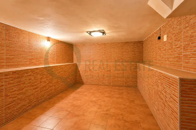 Chalet independiente a 100 m del mar con jardín y piscina en Cabo de las Huertas. — 39