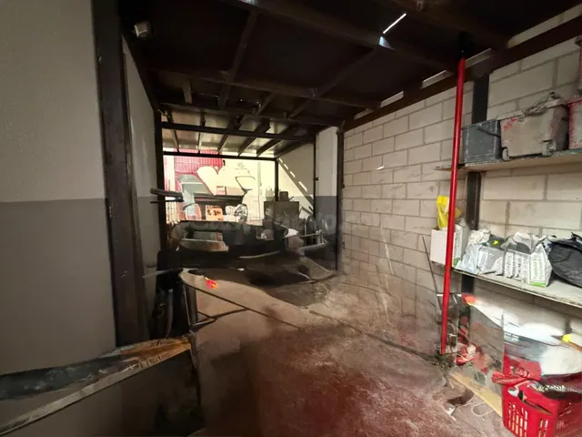 Nave industrial 216m² en venta - Barrio de la Estación - foto 4