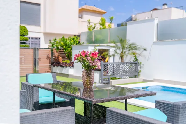 Villa 5 habitaciones 194m² en venta - Aguas Nuevas — 2