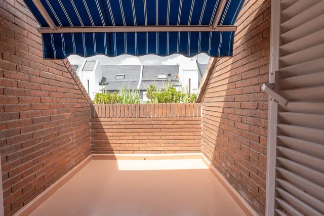 Excepcional chalet pareado cerca a Avenida Europa en Pozuelo de Alarcón — 32