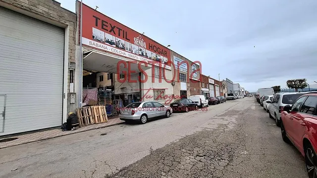 NAVE INDUSTRIAL EN EL POLÍGONO DE RAOS. MALIAÑO - foto 2
