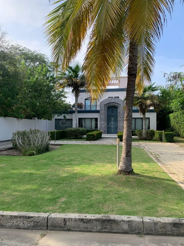 Casa 5 habitaciones 420m² en venta - Zona norte - foto 2