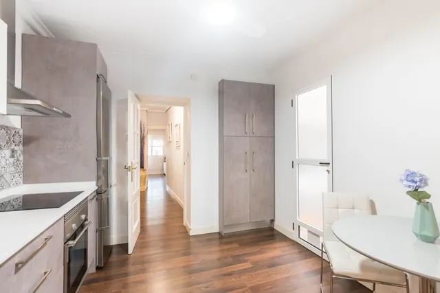 Casa con garaje de 106 m2, buhardilla y 3 plantas en el centro de molina — 10