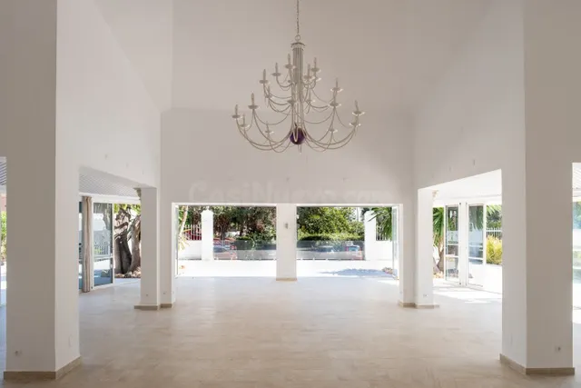 Restaurante y Parcela con Proyecto para Centro de Negocios e - foto 5