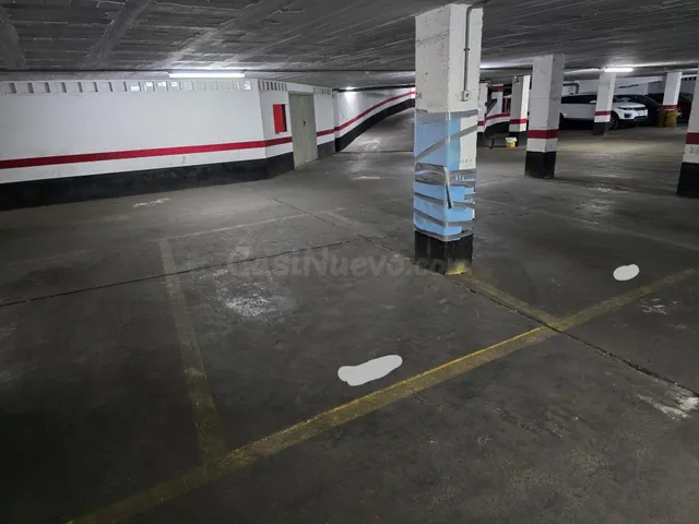 GARAJE DE RAYA A UN PASO DEL CENTRO DE BENIDORM EN SOTANO DE - foto 4