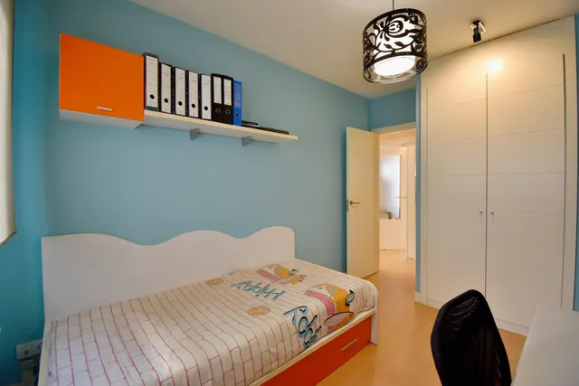 Soto del HENARES - 3 habitaciones, 2 baños, 2 plazas de garaje, piscina y trastero. — 43