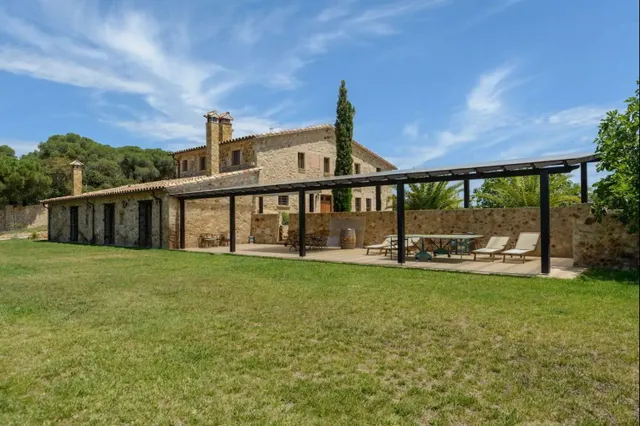 ¡Descubre la joya de la Costa Brava! — 18