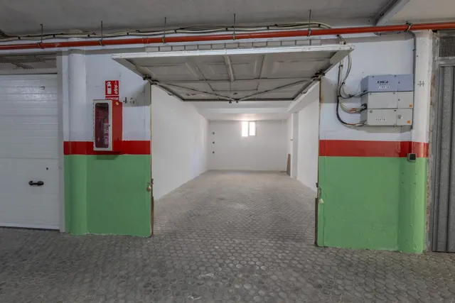 ¡exclusivo apartamento en primera linea de playa con reforma integral de alta gama! — 37