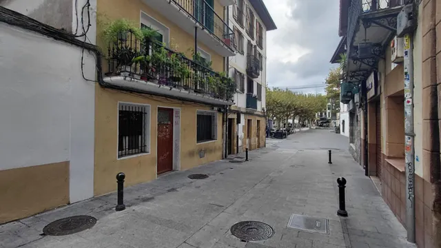 Solar urbano en venta en el casco histórico de Irún — 3