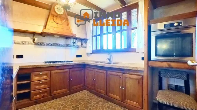 Majestuosa Villa en Alpicat — 42