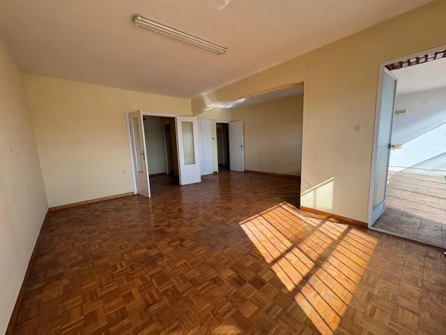 Piso de 3 dormitorios con vistas panorámicas a la Bahía | Avenida Virgen del Carmen, Algeciras — 6