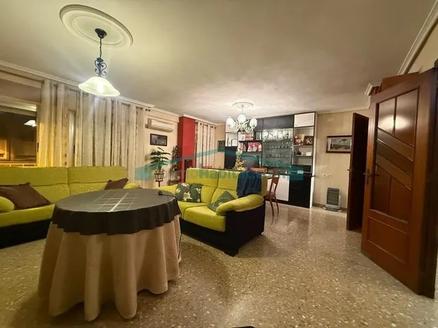 Amplio piso de 127 m2 con trastero en Santa Rosa, Alcoy - foto 2