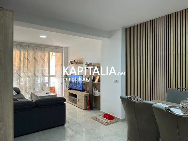 Piso en VENTA en el centro de Canals con ascensor, balcón y 3 habitaciones — 10