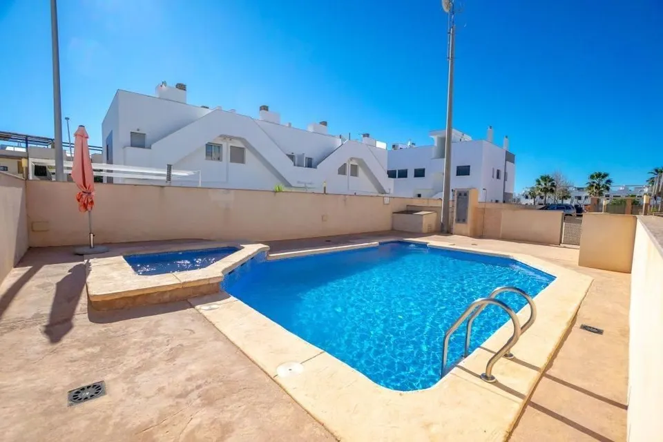 Ático 2 habitaciones 62m² en venta - Torre de la Horadada