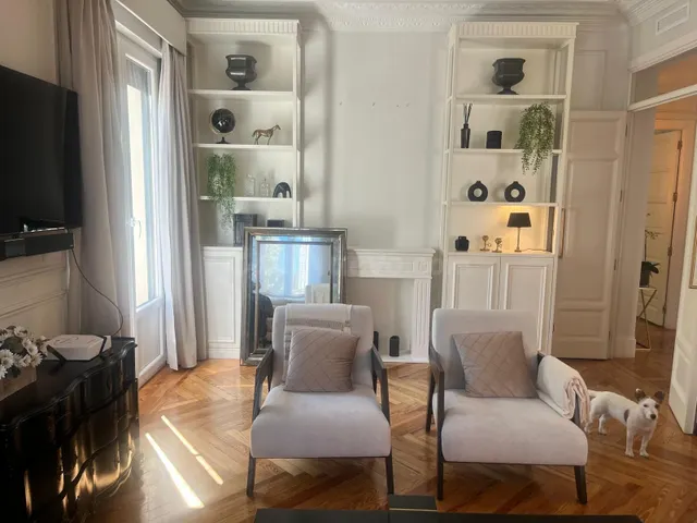 Se alquila piso señorial en la calle Velázquez totalmente ex - foto 5