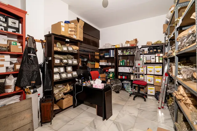 SE TRASPASA TIENDA ESPECIALIZADA EN TÉ, CAFÉ Y CHOCOLATE — 15
