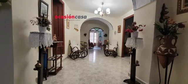CASA EN VENTA CON TEJADO NUEVO — 7