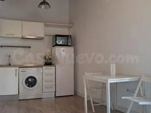 Centro Feria. Coqueto y bonito ESTUDIO amueblado se alquila. - foto 4