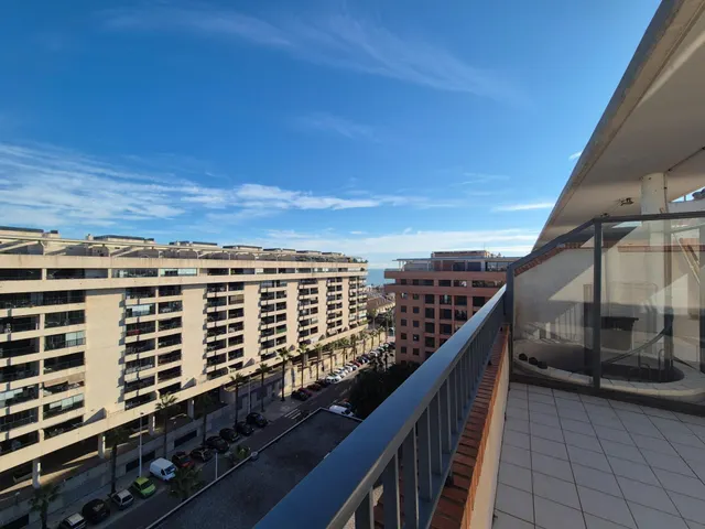 Vivir el Mediterráneo todo el año: Ático dúplex exclusivo en La Patacona — 24