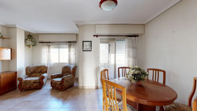 Espacioso piso en bª virgen de la caridad, muy luminoso - Cartagena — 11