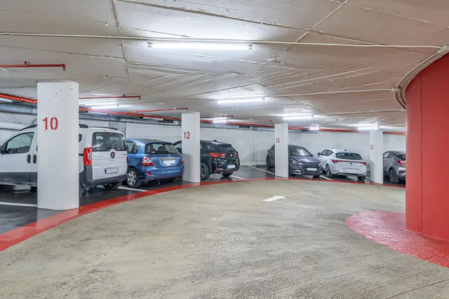 Parking 12m² en alquiler - Barcelona — 22