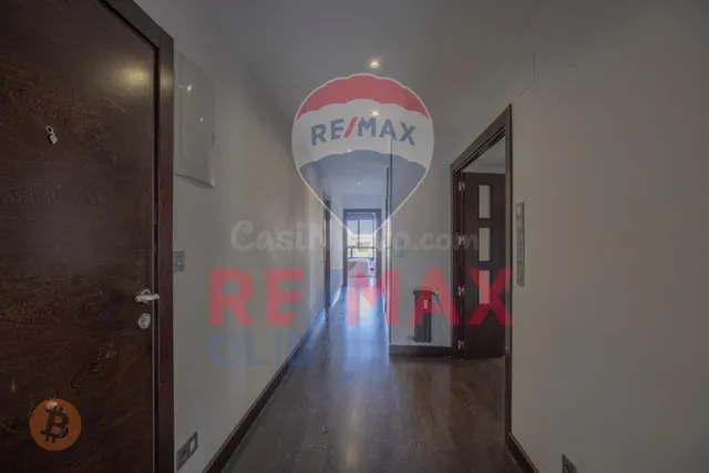 Luminoso piso con vistas espectaculares, garaje y listo para
