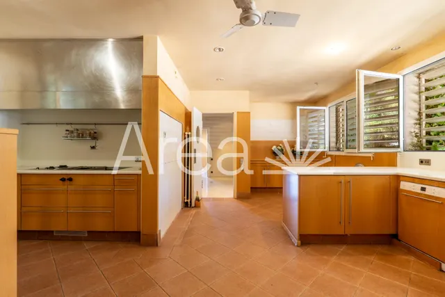 Espectacular villa con vistas al mar en Rocaferrera — 32
