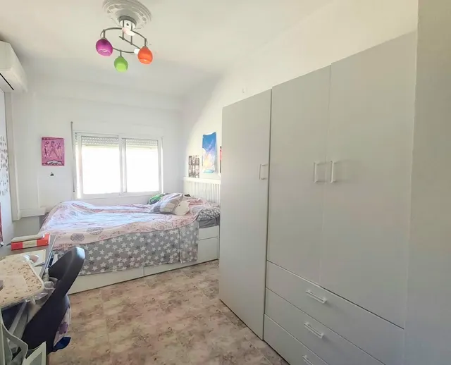 Venta de piso amplio y luminoso en san antonio, junto al colegio salesianos – Valencia — 8