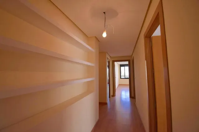 Amplio piso SE VENDE en Torrevieja – 3 habitaciones, terraza y garaje incluido — 15