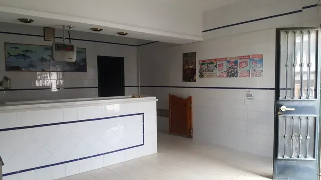 LOCAL COMERCIAL — 3