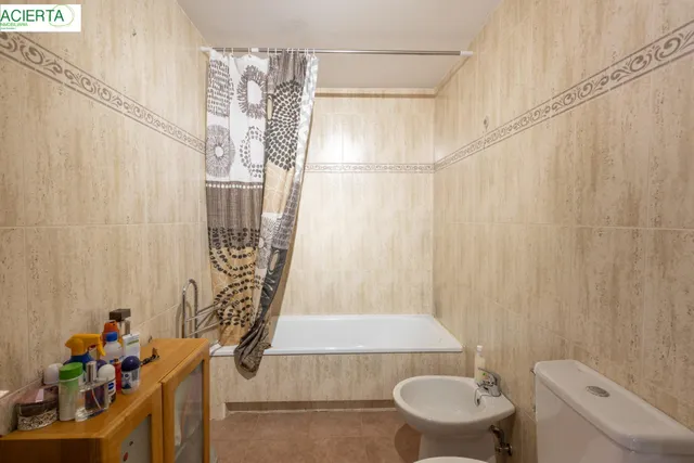 PISO VPO DE CUATRO DORMITORIOS CON GARAJE EN PADRE CLARET — 22