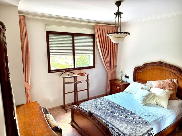 Se vende tercer piso con ascensor en la zona de Ciudad Jardín en Cartagena. — 8