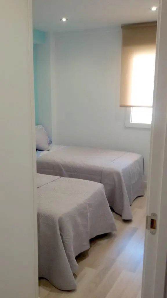 APARTAMENTO EN 1ERA. LINEA DE PLAYA DE GANDIA CON VISTAS AL MAR, Y GARAJE INCLUIDO — 13