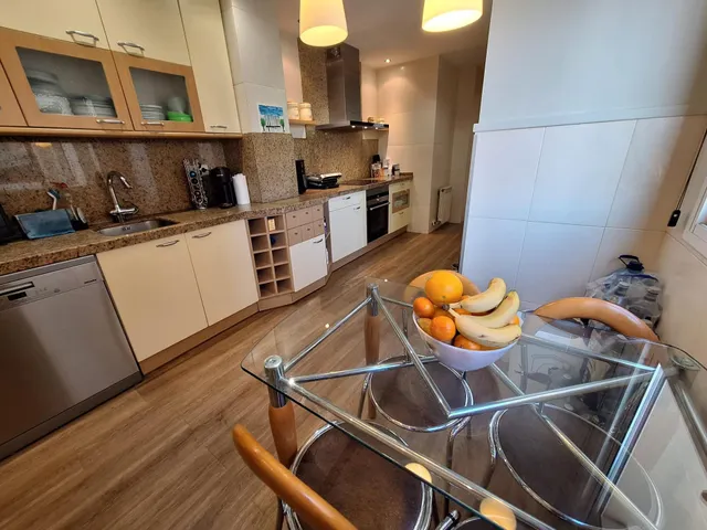 Atico centrico  en planta con terraza en duplex, trastero y piscina — 24