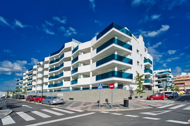 Ultimas unidades !! Ático en estilo contemporáneo en Urbanización Jardines Las Lagunas — 8