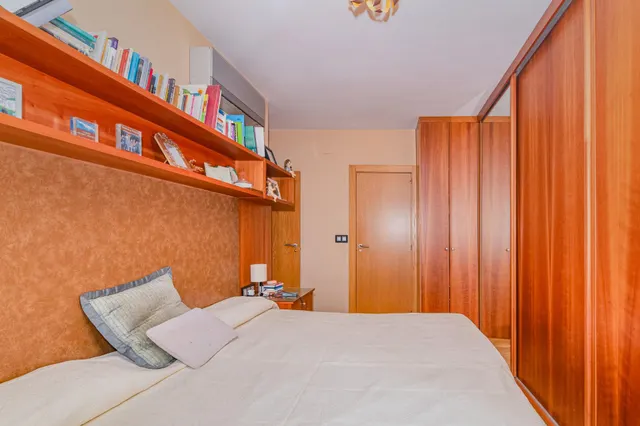 EXCLUSIVO ATICO EN RESIDENCIAL GRAN PARQUE EN VENTA DE 4 DOR - foto 2