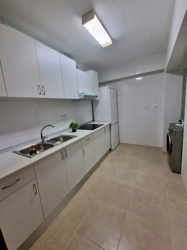 Piso de 3 dormitorios en Los Ángeles – listo para vivir o rentabilizar 123.000 € | Calle España, Almería — 16