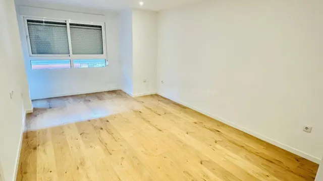 Precioso piso reformado en Carcaixent - foto 3