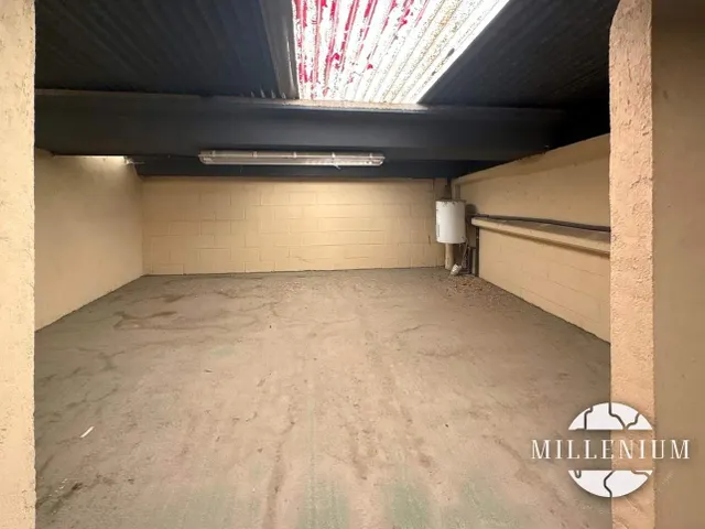 Nave industrial 310m² en venta - Barrio de la Estación — 9