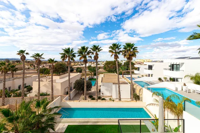 VILLA EN SAN FULGENCIO (ALICANTE) - foto 2